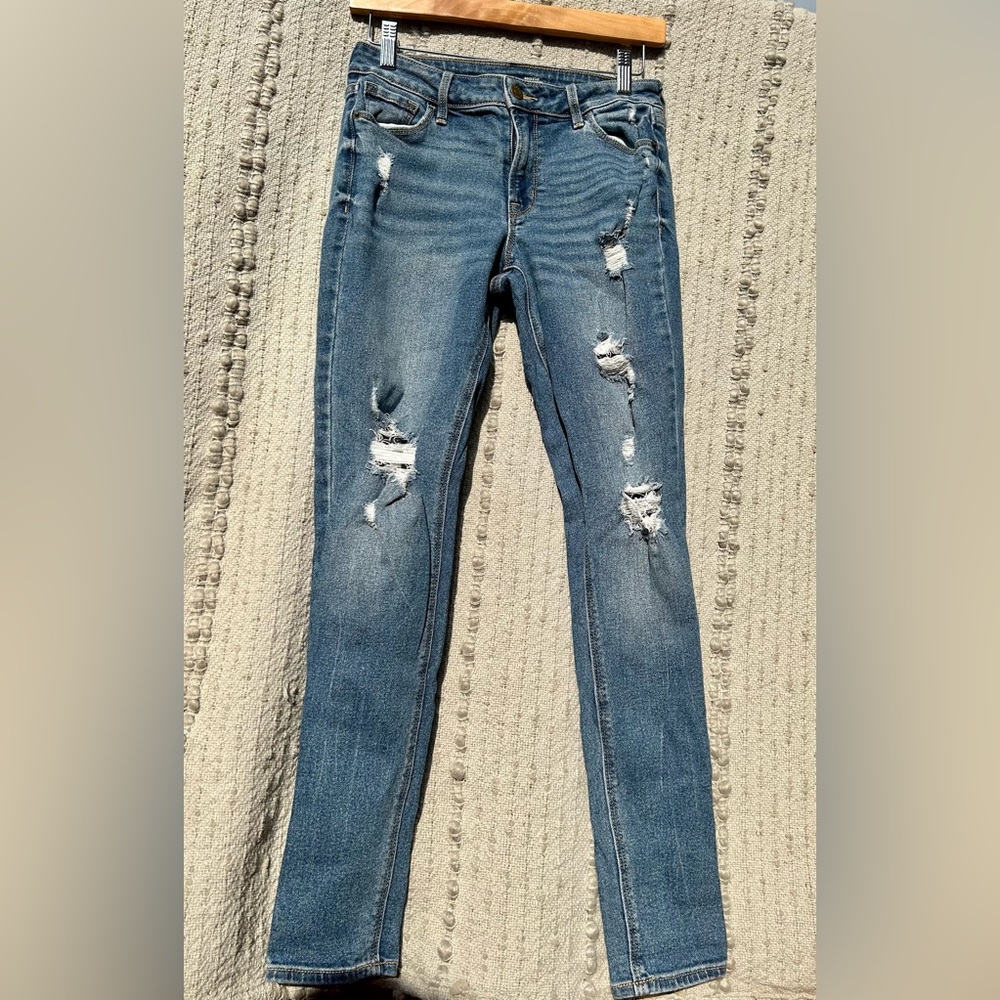 Old Navy Distressed Denim Rockstar Supper Skinny Mid Use